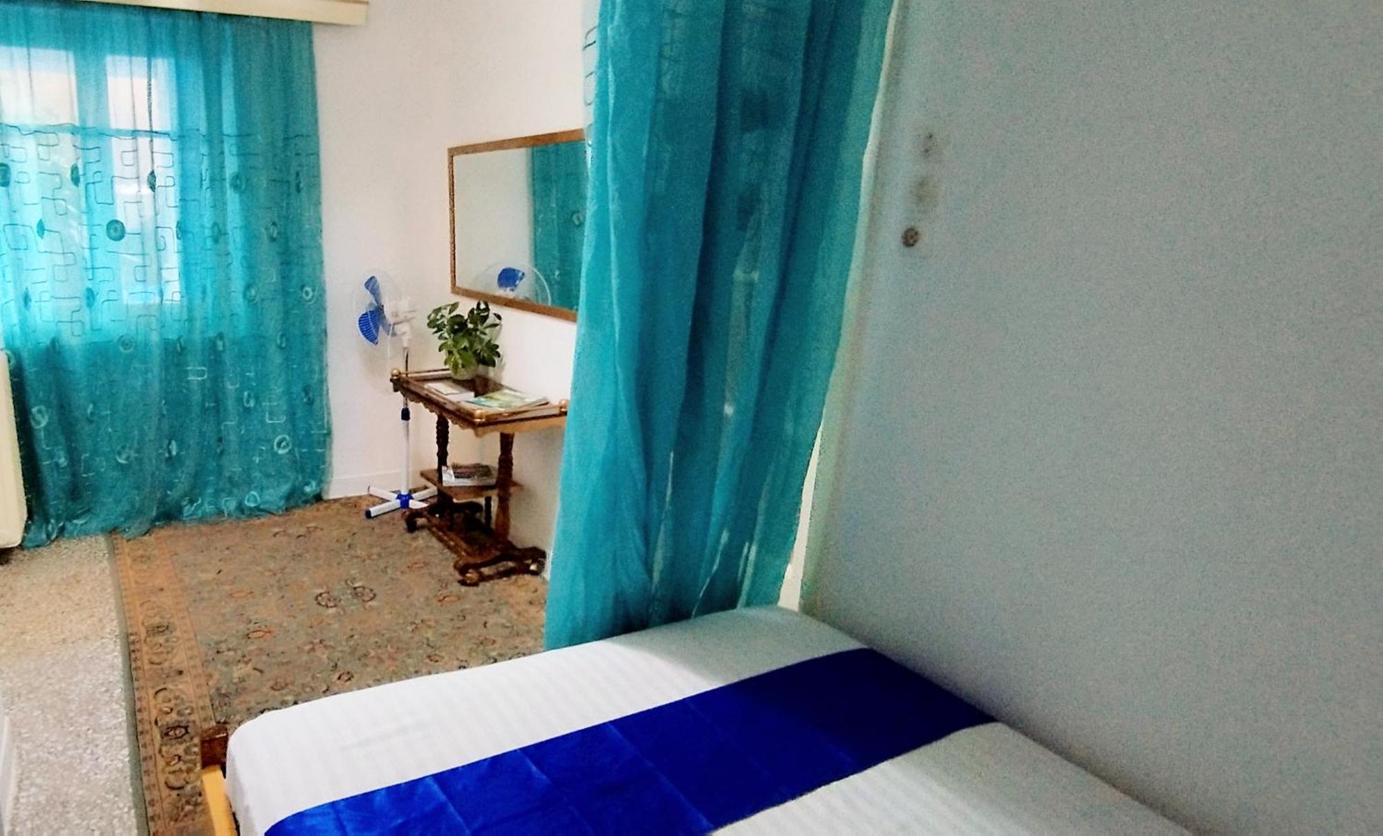 Cozy Room In Quiet Neighbourhood Atenas Exterior foto