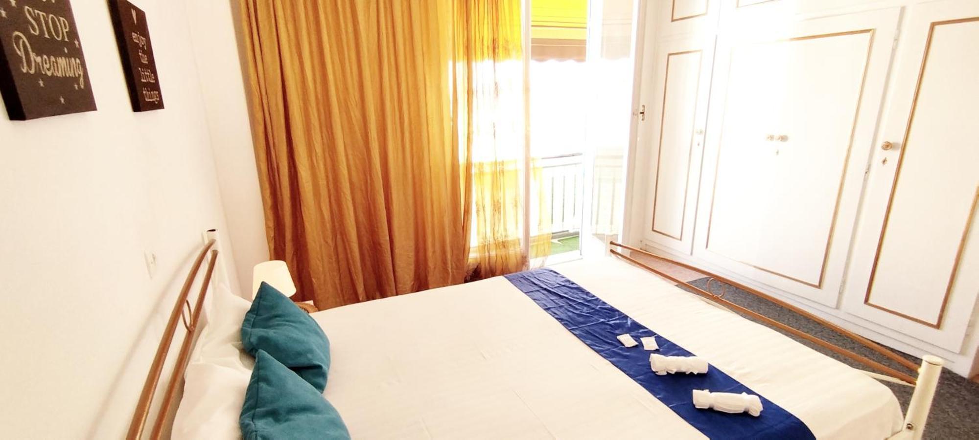 Cozy Room In Quiet Neighbourhood Atenas Exterior foto